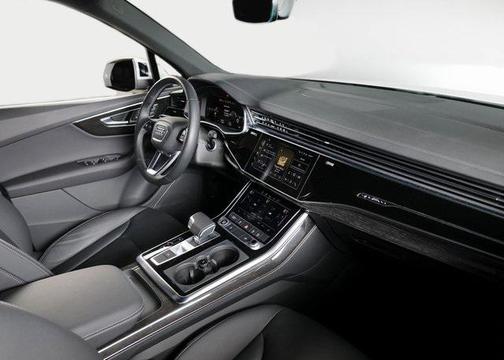 2025 Audi Q7 Premium 45 TFSI quattro Tiptronic