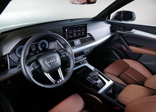 2025 Audi Q5 Premium Plus 45 TFSI S line quattro S tronic