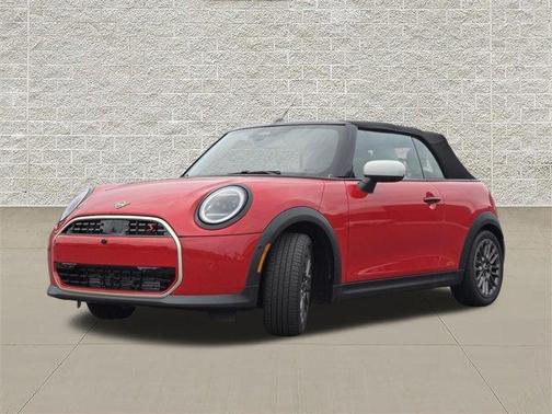Chili Pepper Red 2025 MINI Convertible Cooper S