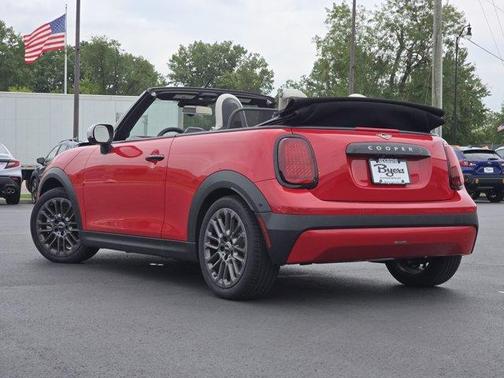Chili Pepper Red 2025 MINI Convertible Cooper S