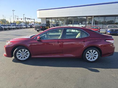 Pearl 2020 Toyota Camry LE