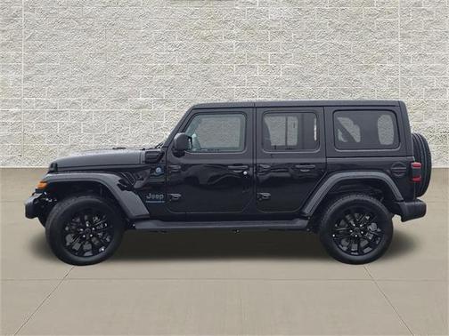 2025 Jeep Wrangler 4xe Sahara