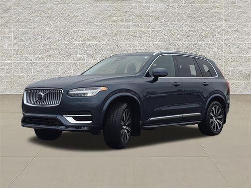 Denim Blue Metallic 2023 Volvo XC90 B5 Plus