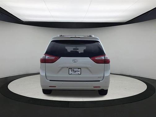 2017 Toyota Sienna XLE Premium