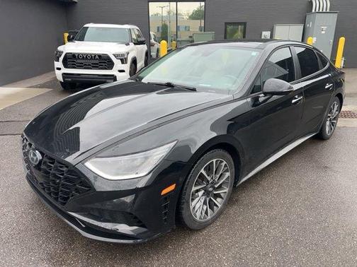 Phantom Black 2020 Hyundai SONATA Limited