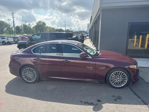 2017 Alfa Romeo Giulia Ti