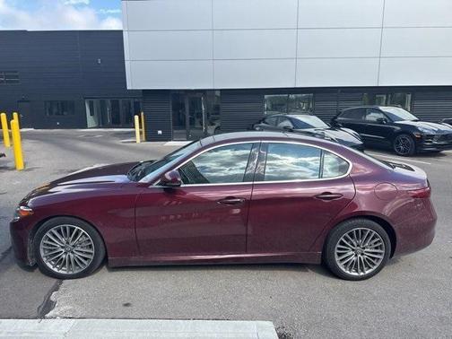2017 Alfa Romeo Giulia Ti