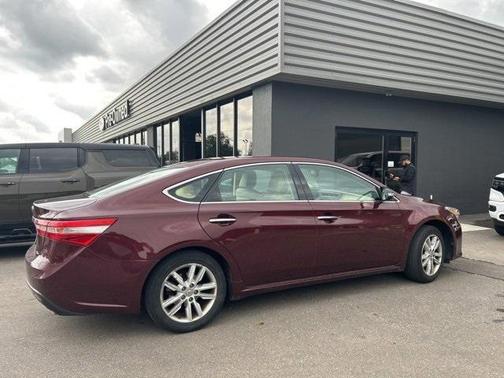 2014 Toyota Avalon XLE Premium