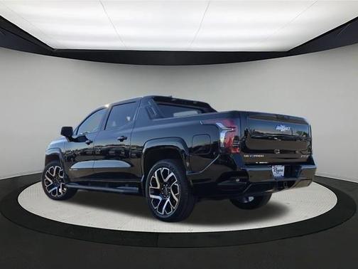 2024 Chevrolet Silverado EV RST
