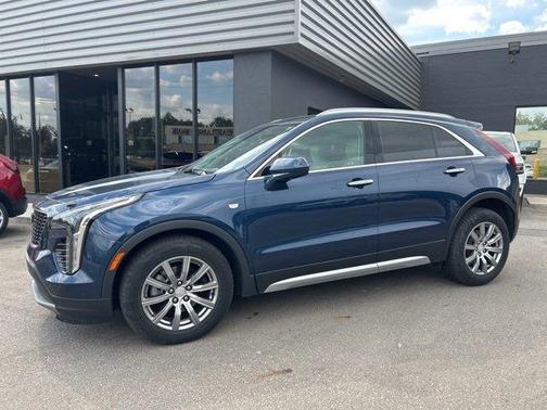 2020 Cadillac XT4 Premium Luxury