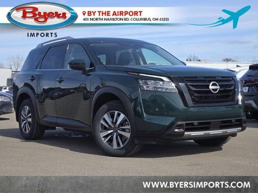 2023 Nissan Pathfinder SL