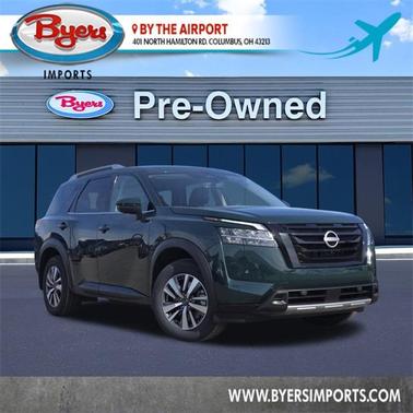2023 Nissan Pathfinder SL