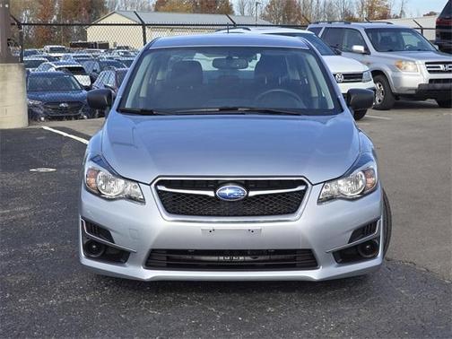 2016 Subaru Impreza 2.0i