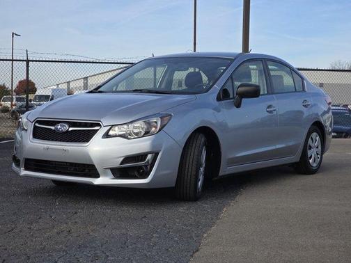 2016 Subaru Impreza 2.0i