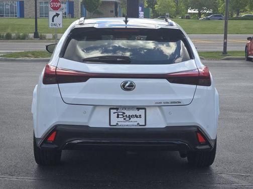 Ultra White 2023 Lexus UX 250h F SPORT Handling