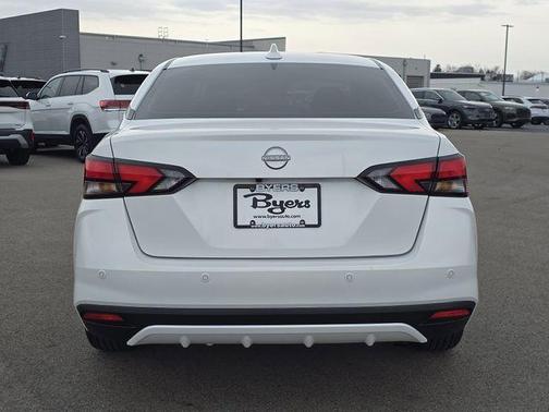 2025 Nissan Versa 1.6 SV