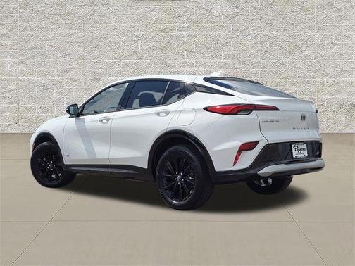 Summit White 2025 Buick Envista Sport Touring