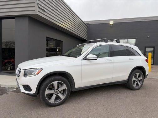 2018 Mercedes-Benz GLC 300 Base 4MATIC