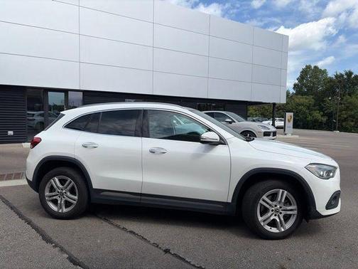 Polar White 2023 Mercedes-Benz GLA 250 Base 4MATIC