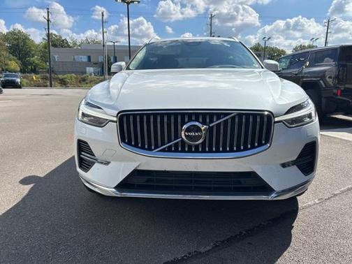 2022 Volvo XC60 Recharge Plug-In Hybrid T8 Inscription Extended Range