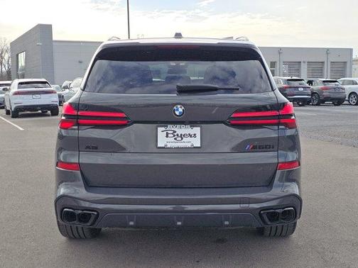 2025 BMW X5 M60i