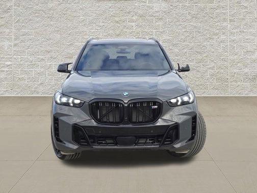 2025 BMW X5 M60i