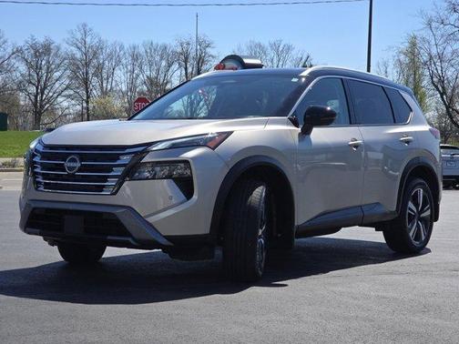 2025 Nissan Rogue SL