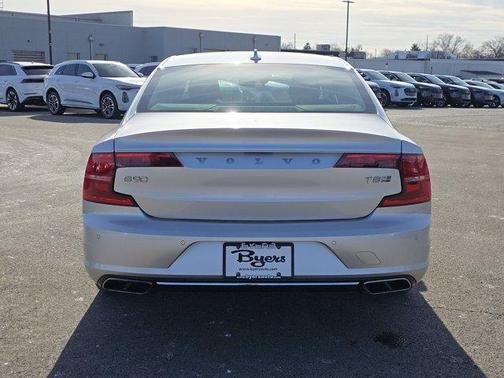 2020 Volvo S90 Recharge Plug-In Hybrid T8 Inscription