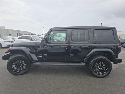 2021 Jeep Wrangler Unlimited Sahara Altitude
