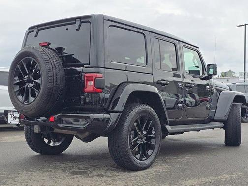 2021 Jeep Wrangler Unlimited Sahara Altitude
