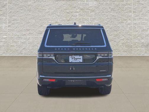Diamond Black 2024 Jeep Grand Wagoneer Series III