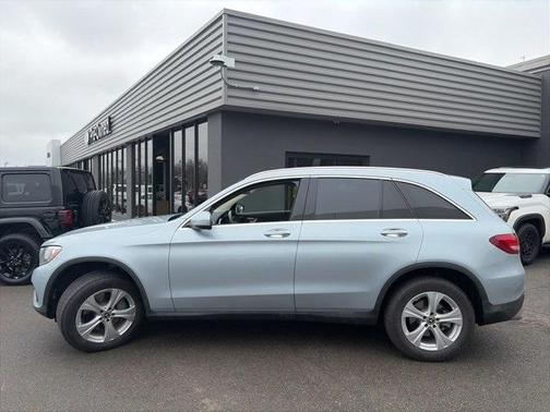2018 Mercedes-Benz GLC 300 Base 4MATIC