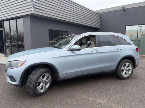2018 Mercedes-Benz GLC 300 Base 4MATIC