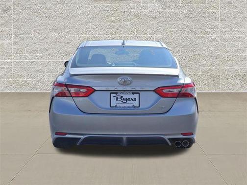 Celestial Silver Metallic 2020 Toyota Camry SE