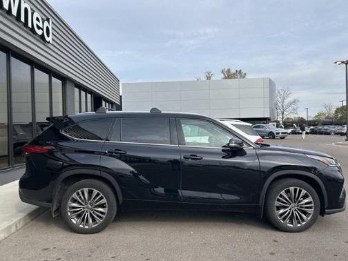 2020 Toyota Highlander Platinum