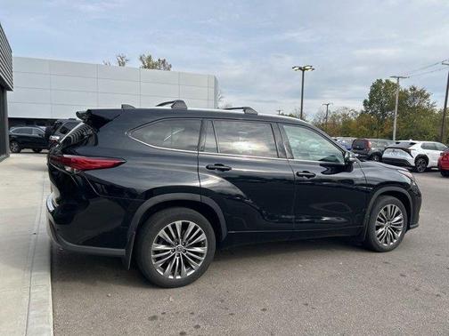 2020 Toyota Highlander Platinum
