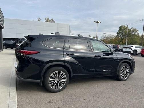 2020 Toyota Highlander Platinum