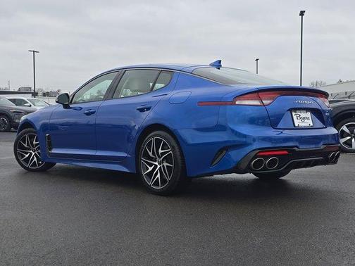 2022 Kia Stinger GT-Line