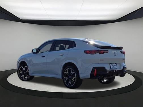 2024 BMW X2 M35i