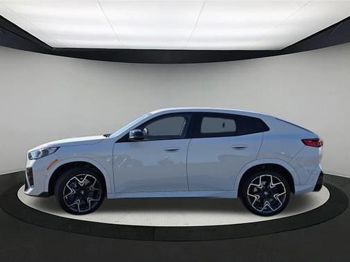 2024 BMW X2 M35i