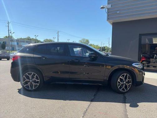 Dark Olive Metallic 2020 BMW X2 xDrive28i
