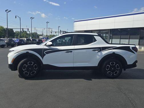 Ice White 2022 Hyundai SANTA CRUZ 2.5L SEL
