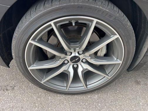 Vik Black 2024 Genesis G70 2.5T
