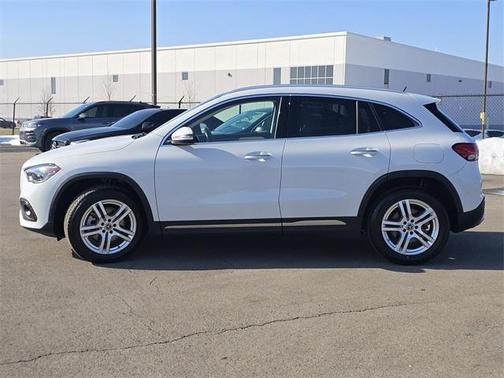 2021 Mercedes-Benz GLA 250 Base 4MATIC