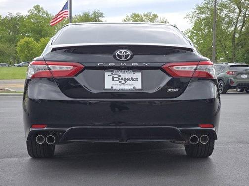 Midnight Black Metallic 2018 Toyota Camry XSE