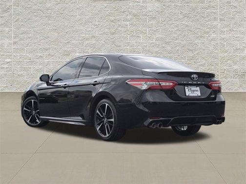 Midnight Black Metallic 2018 Toyota Camry XSE