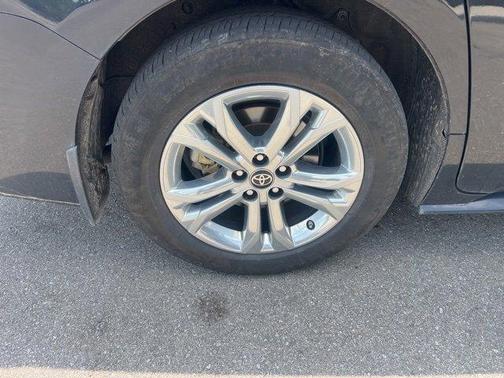 2023 Toyota Sienna Platinum 7 passenger