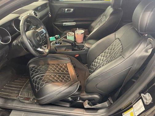 2021 Ford Mustang EcoBoost