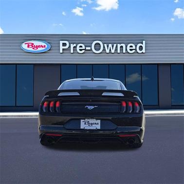 2021 Ford Mustang EcoBoost