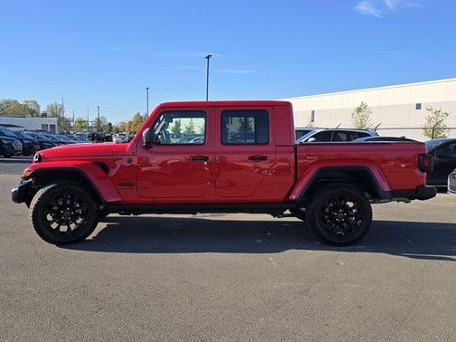 2024 Jeep Gladiator Nighthawk